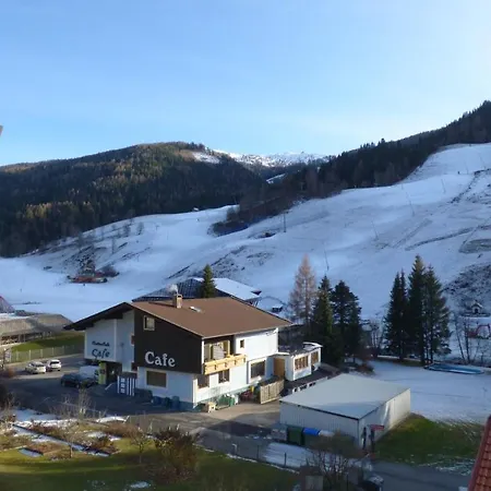 Kaiserburg דירה *